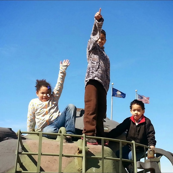 Meet your Posher, Kobie - Picture 1 of 1